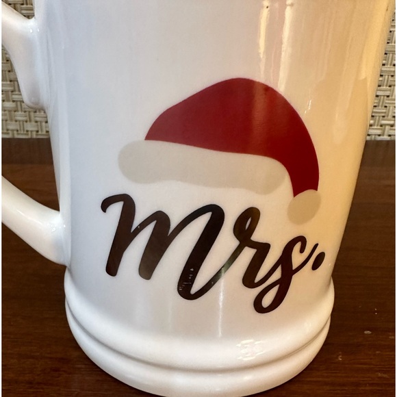 🎄Set of 2 Mr. & Mrs. Stoneware Santa Hat Christmas Mugs 16oz Coffee Cups - Picture 11 of 11
